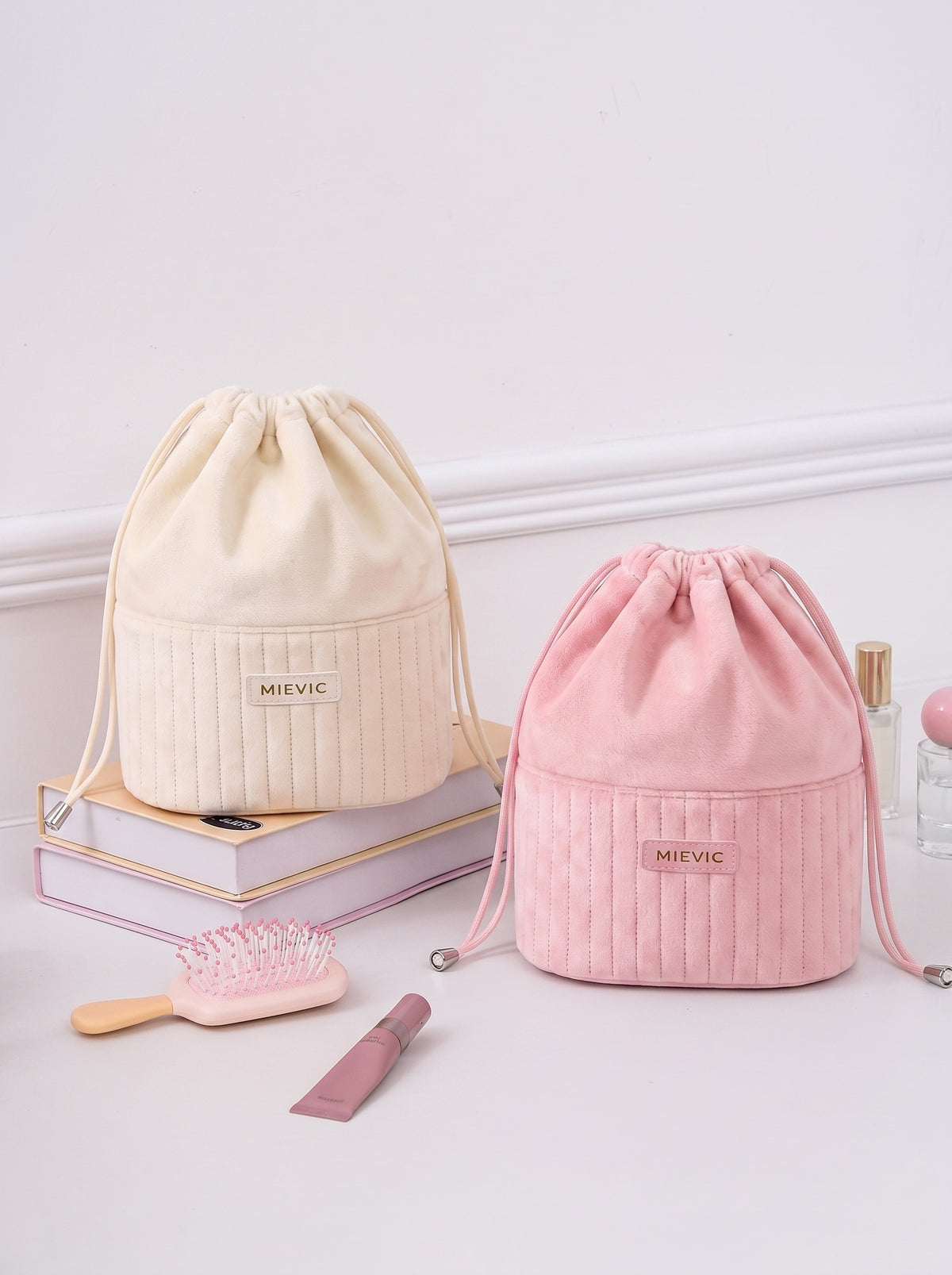 Cream Ribbed Drawstring Velvet Cosmetic Pouch RH2504w SUM26