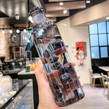 Grande Bouteille d'Eau Plastique Noire